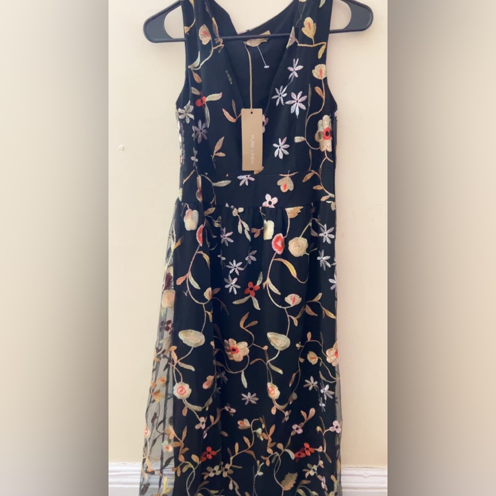 Floral Embroidered Black Midi Dress